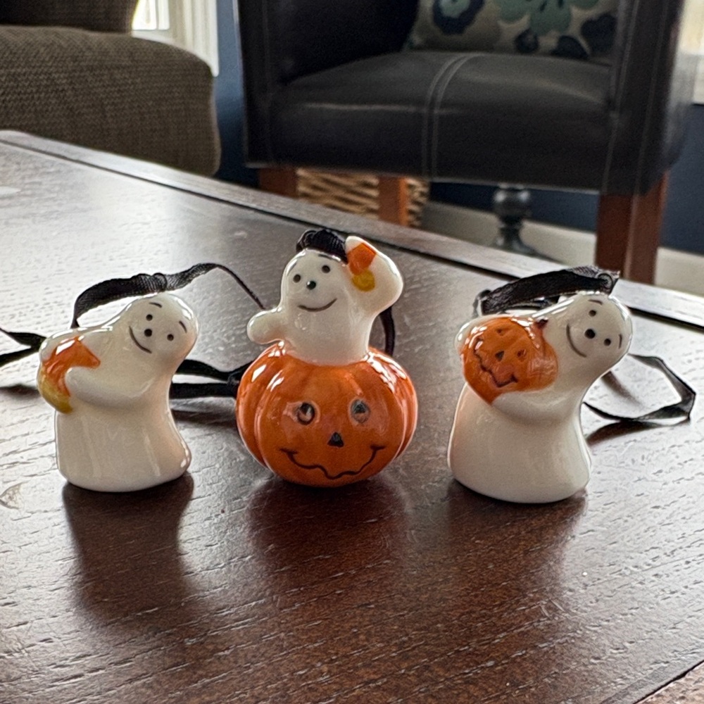 Longaberger set of three Halloween basket tie ons